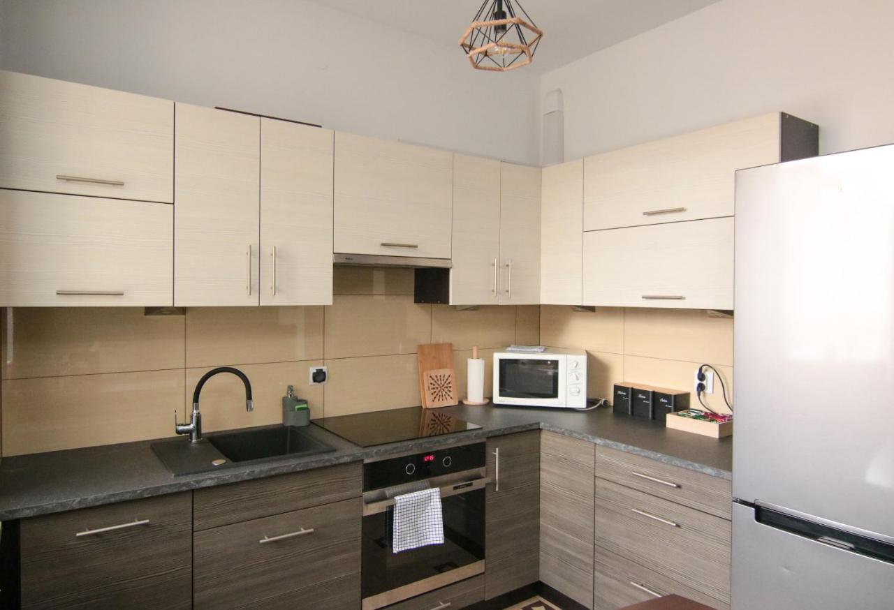 Dmk Green Apartment Near Warsaw-Modlin Airport Nowy Dwór Mazowiecki Dış mekan fotoğraf